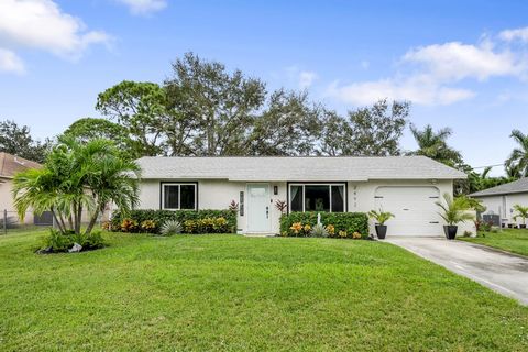 A home in Port St Lucie