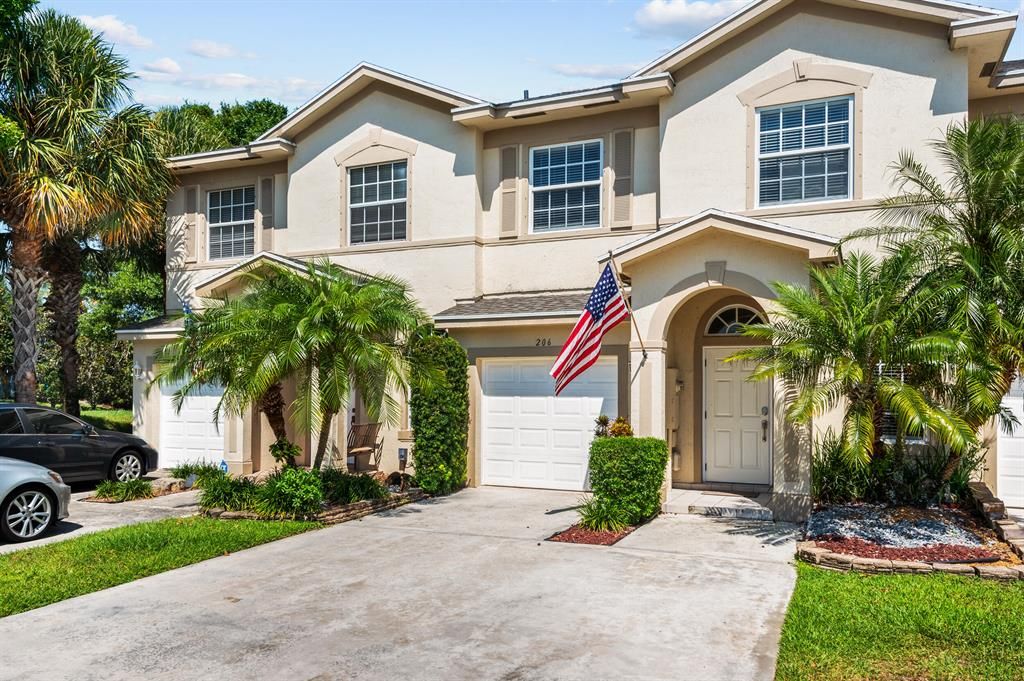 Photo of 206 Birch Street St, Boynton Beach, FL 33426 (MLS # R10818938)