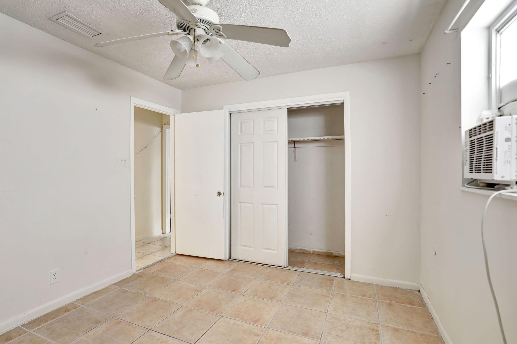 ORIOLE-MARGATE SEC 3 - Residential