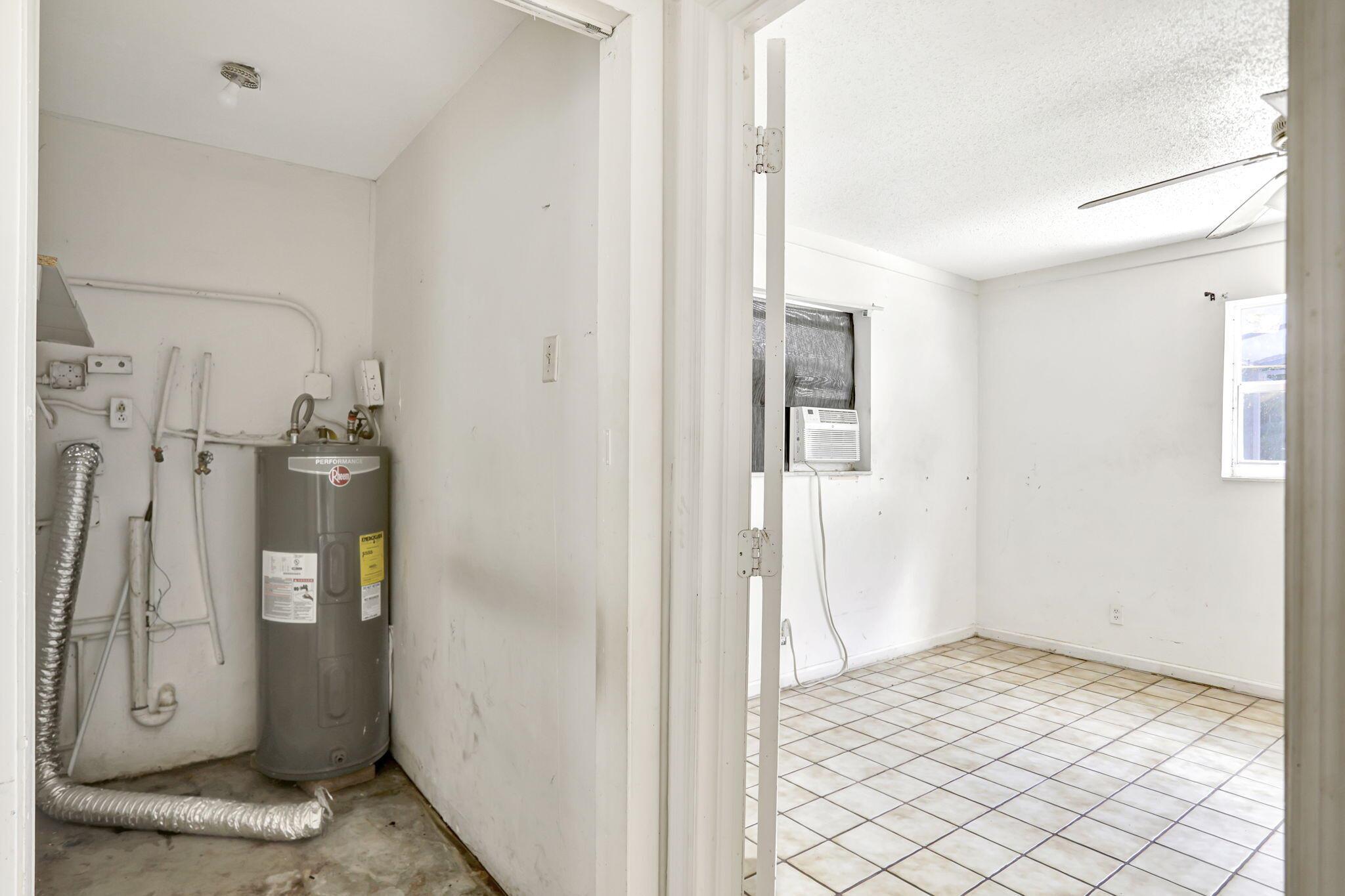 ORIOLE-MARGATE SEC 3 - Residential