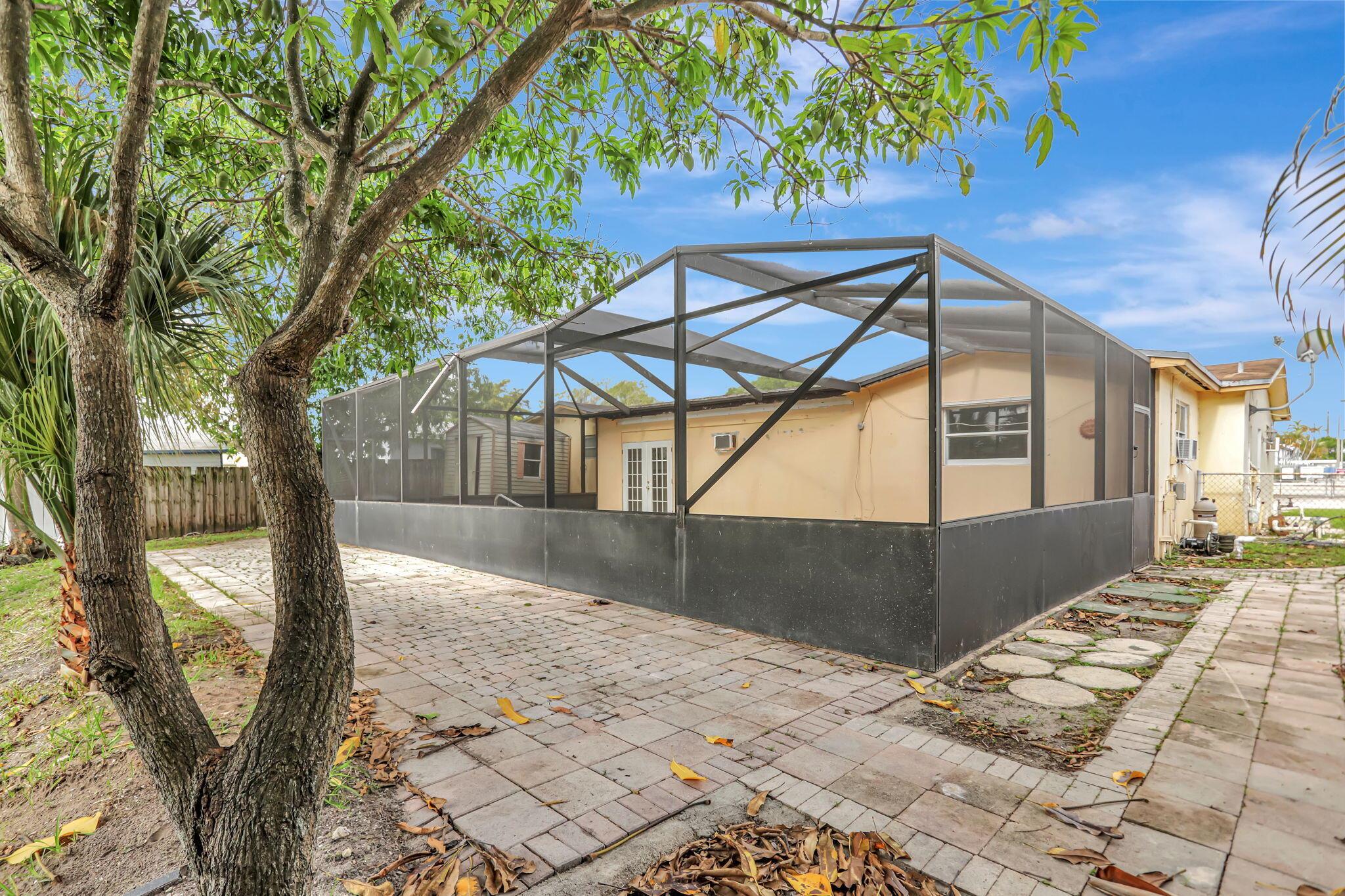 ORIOLE-MARGATE SEC 3 - Residential