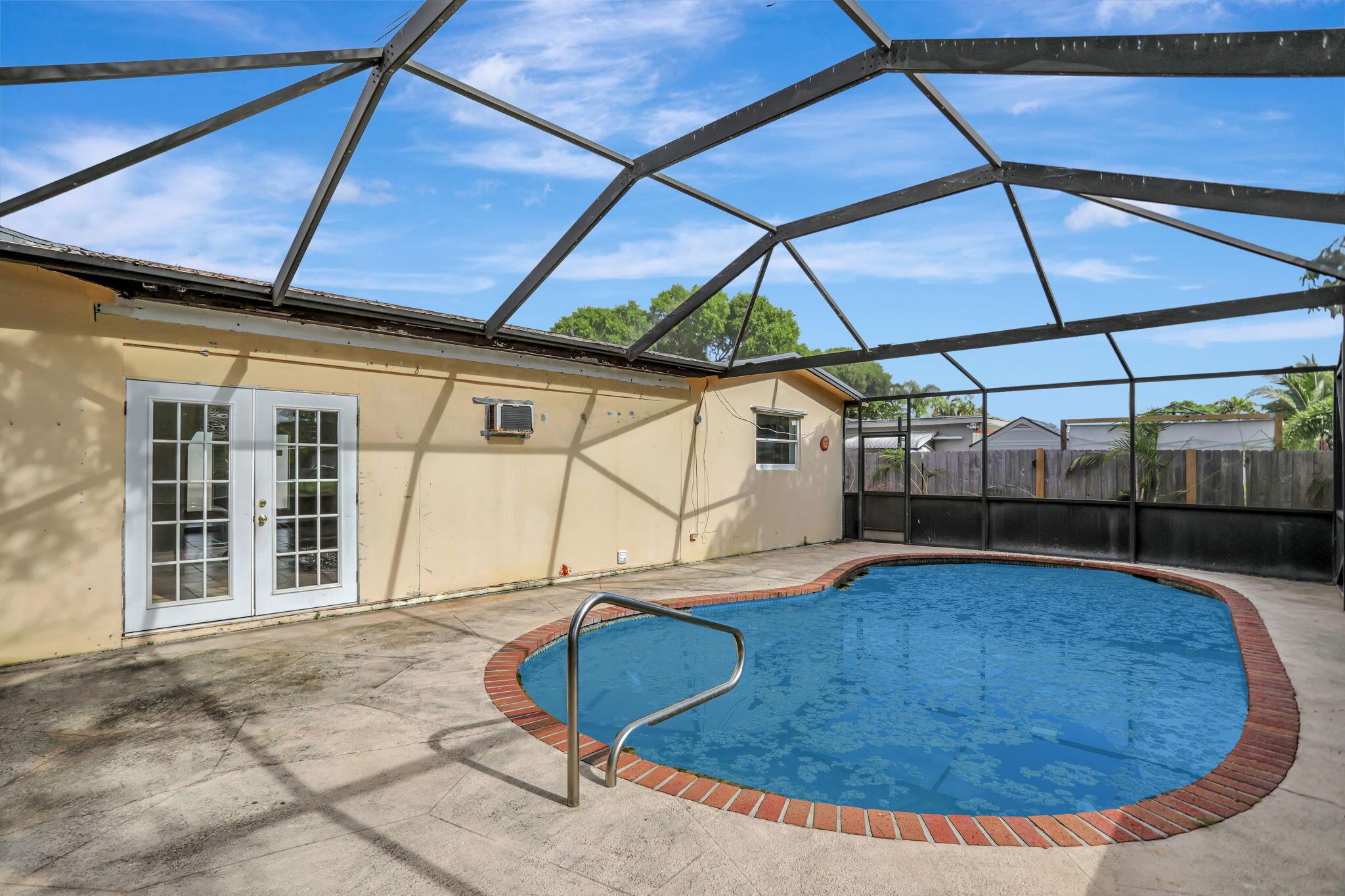 ORIOLE-MARGATE SEC 3 - Residential