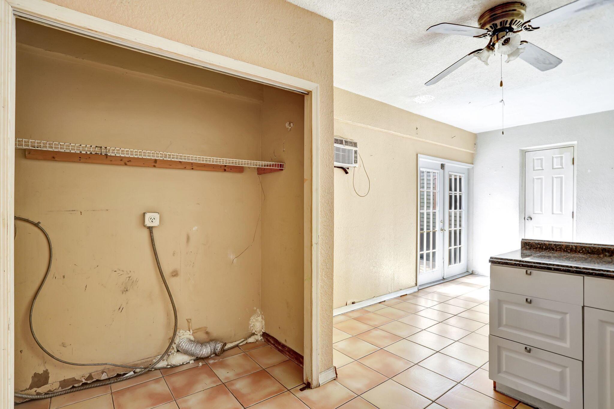 ORIOLE-MARGATE SEC 3 - Residential