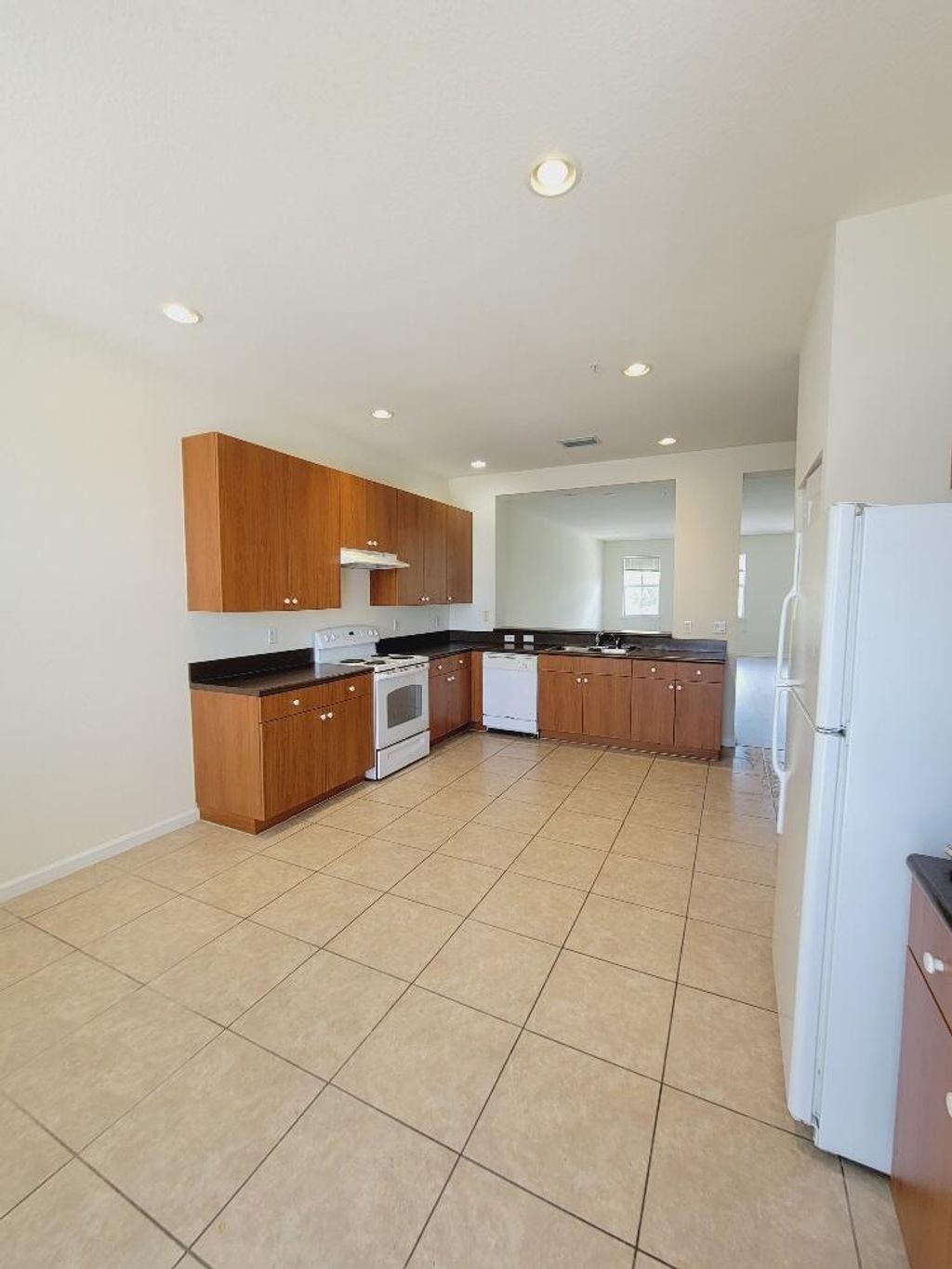 Photo of 221 Greenwich Circle #209, Jupiter, FL 33458 (MLS # R10985693)