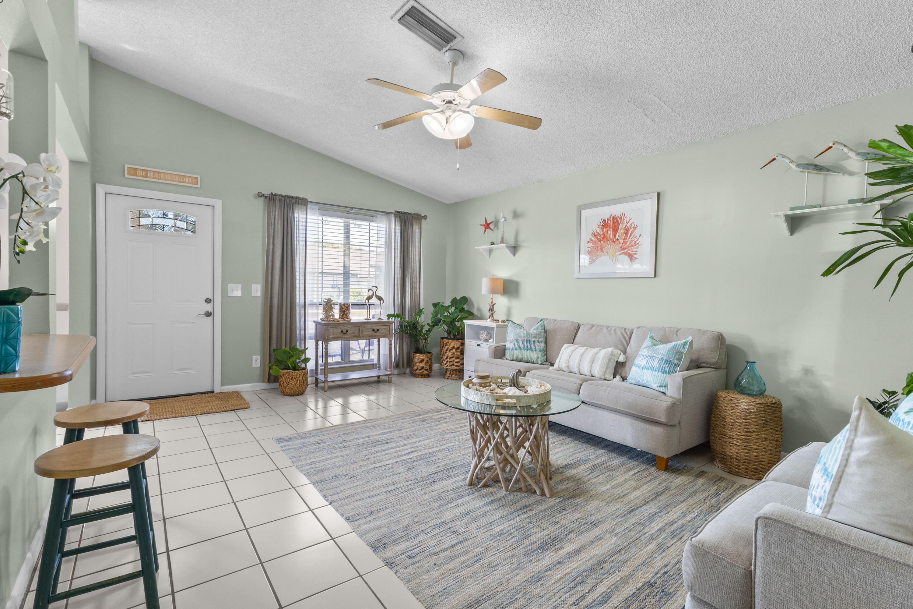 FAMILY HOMES - Residential