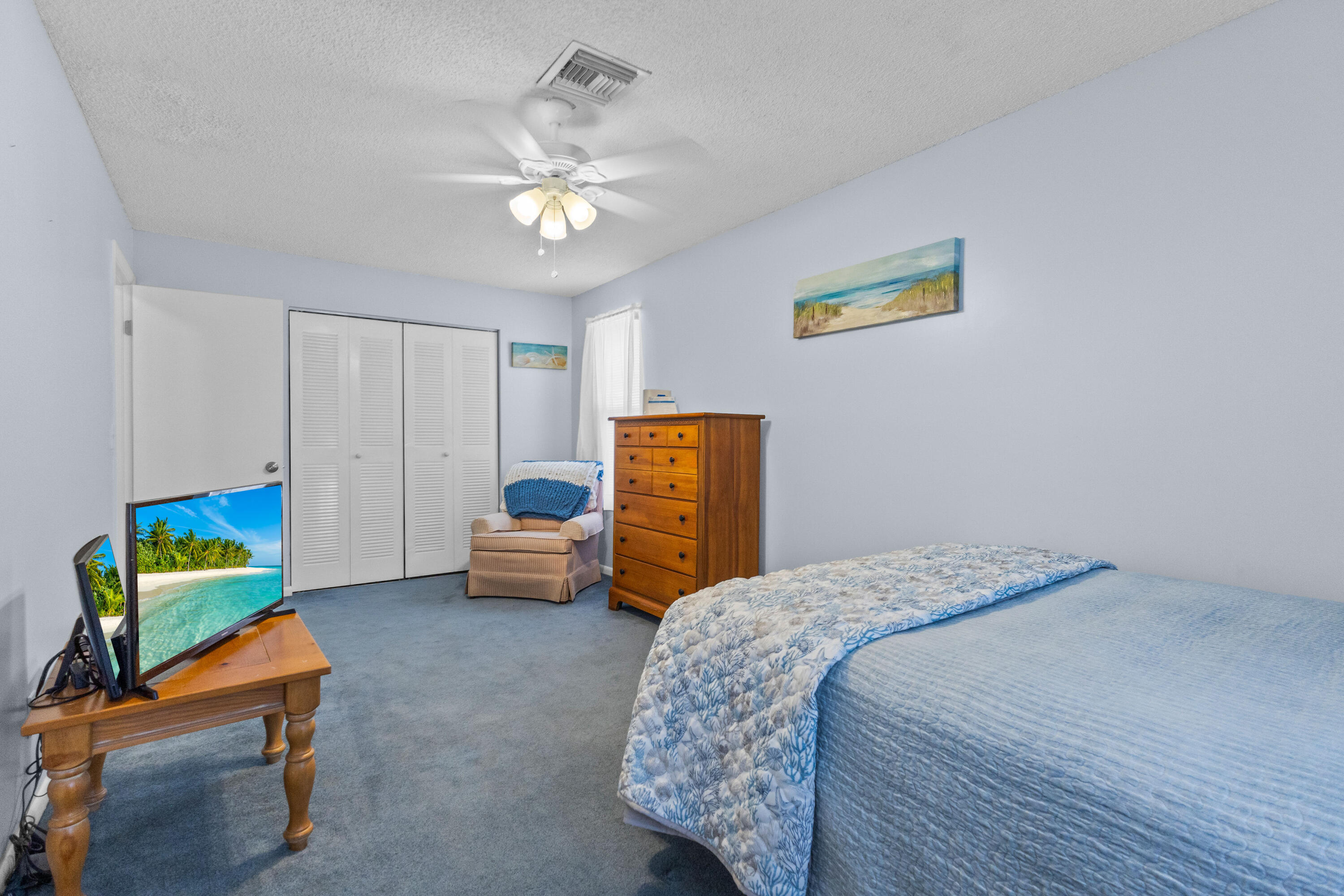 FAMILY HOMES - Residential