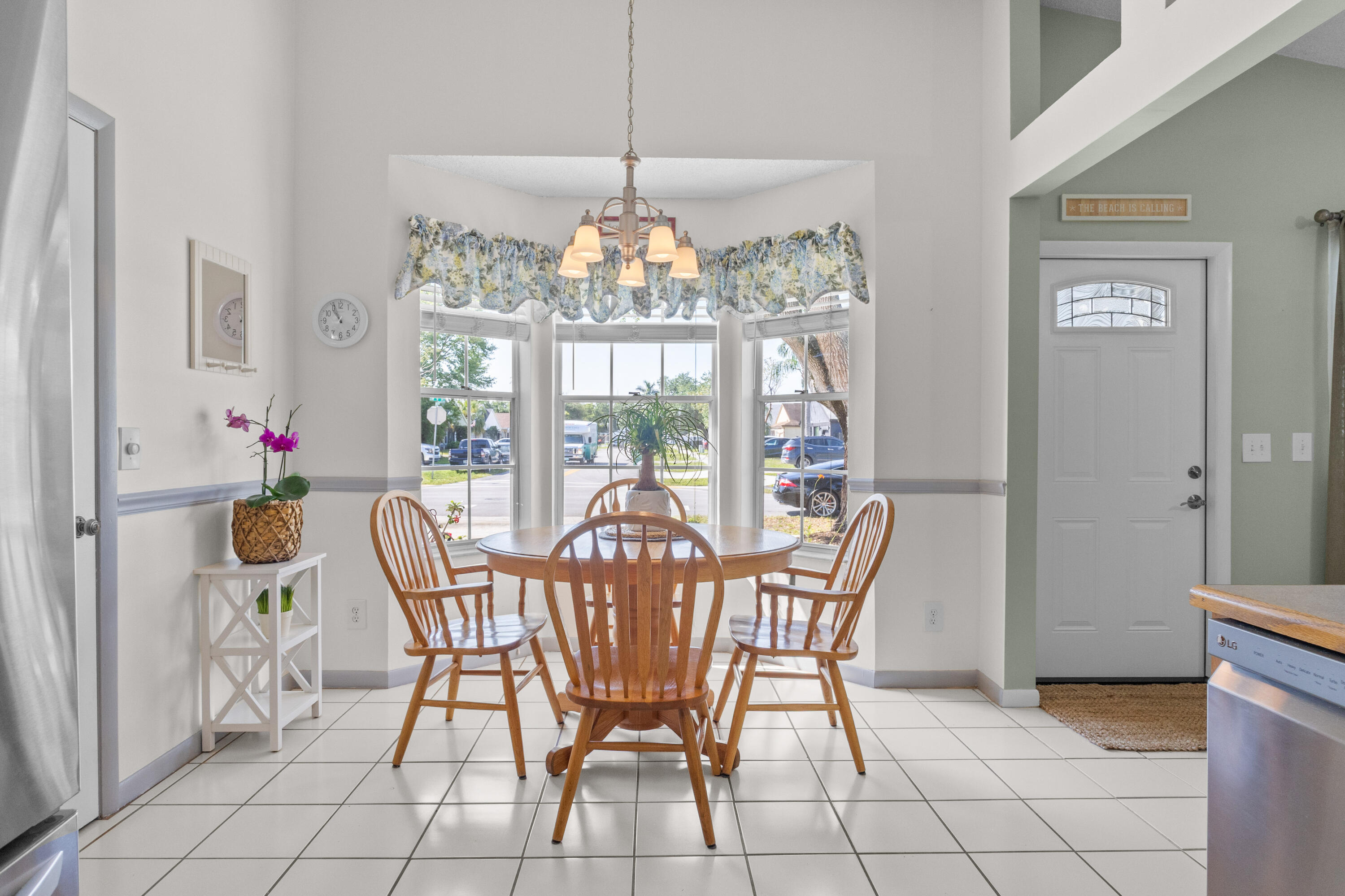 FAMILY HOMES - Residential