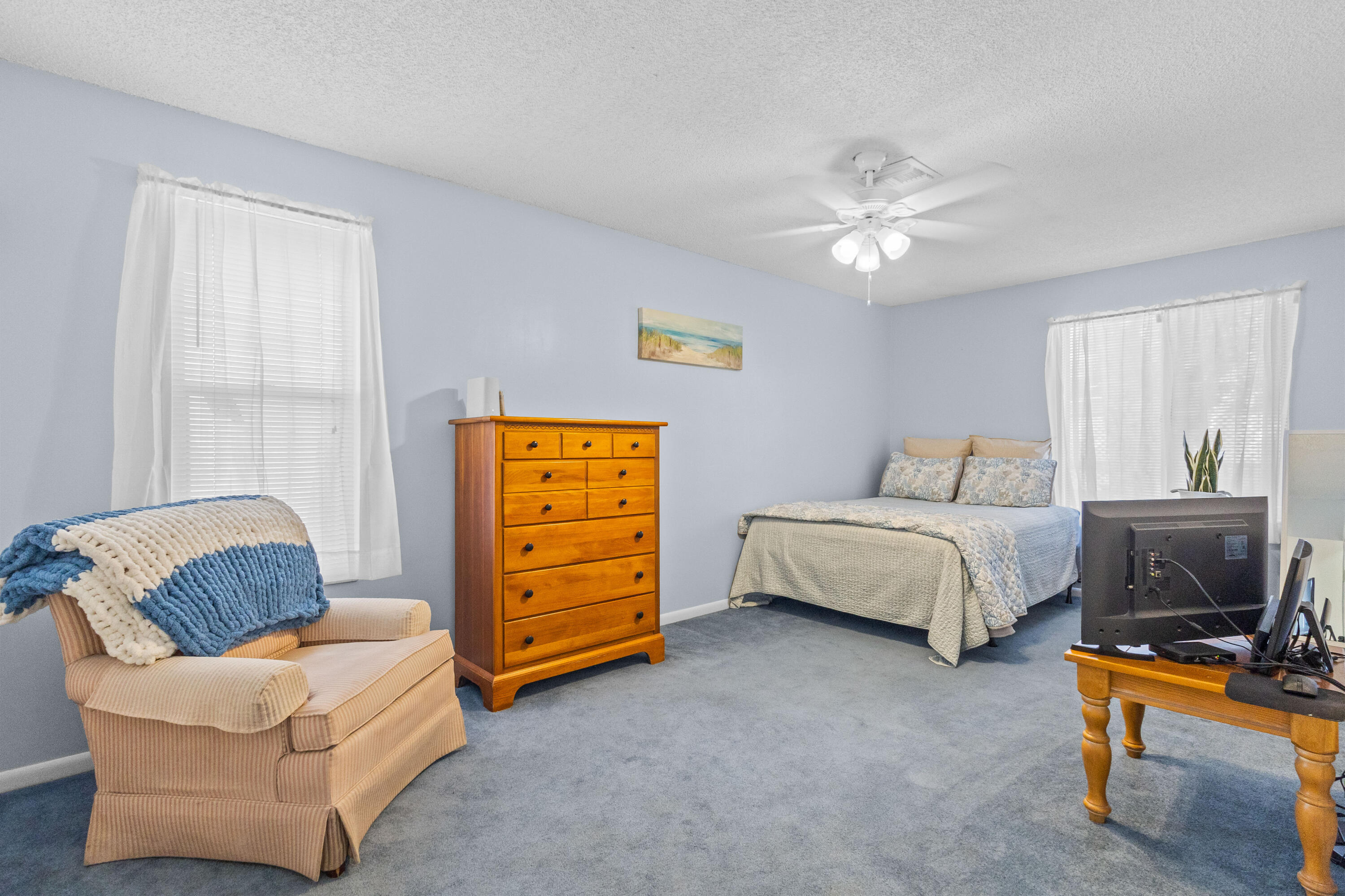 FAMILY HOMES - Residential