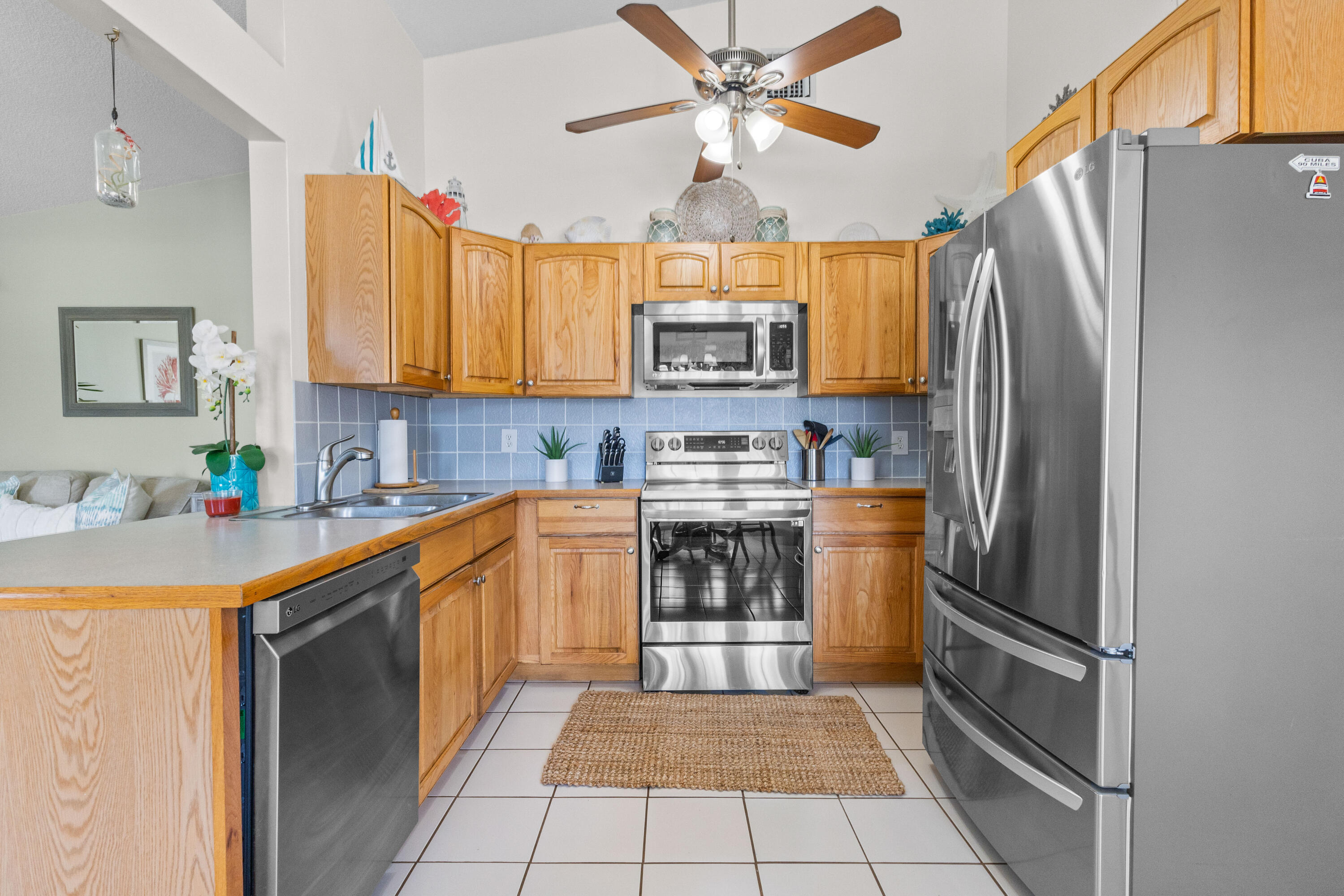 FAMILY HOMES - Residential