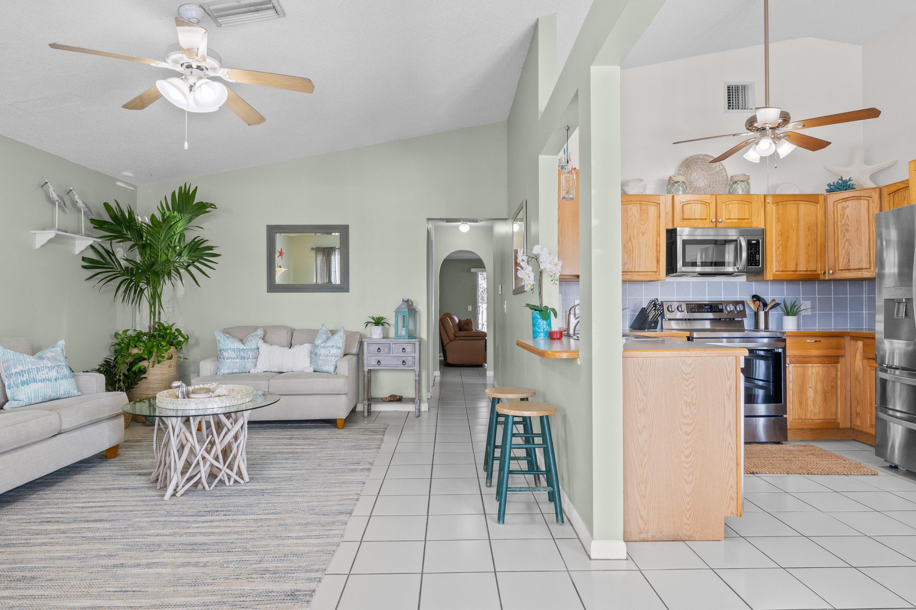 FAMILY HOMES - Residential