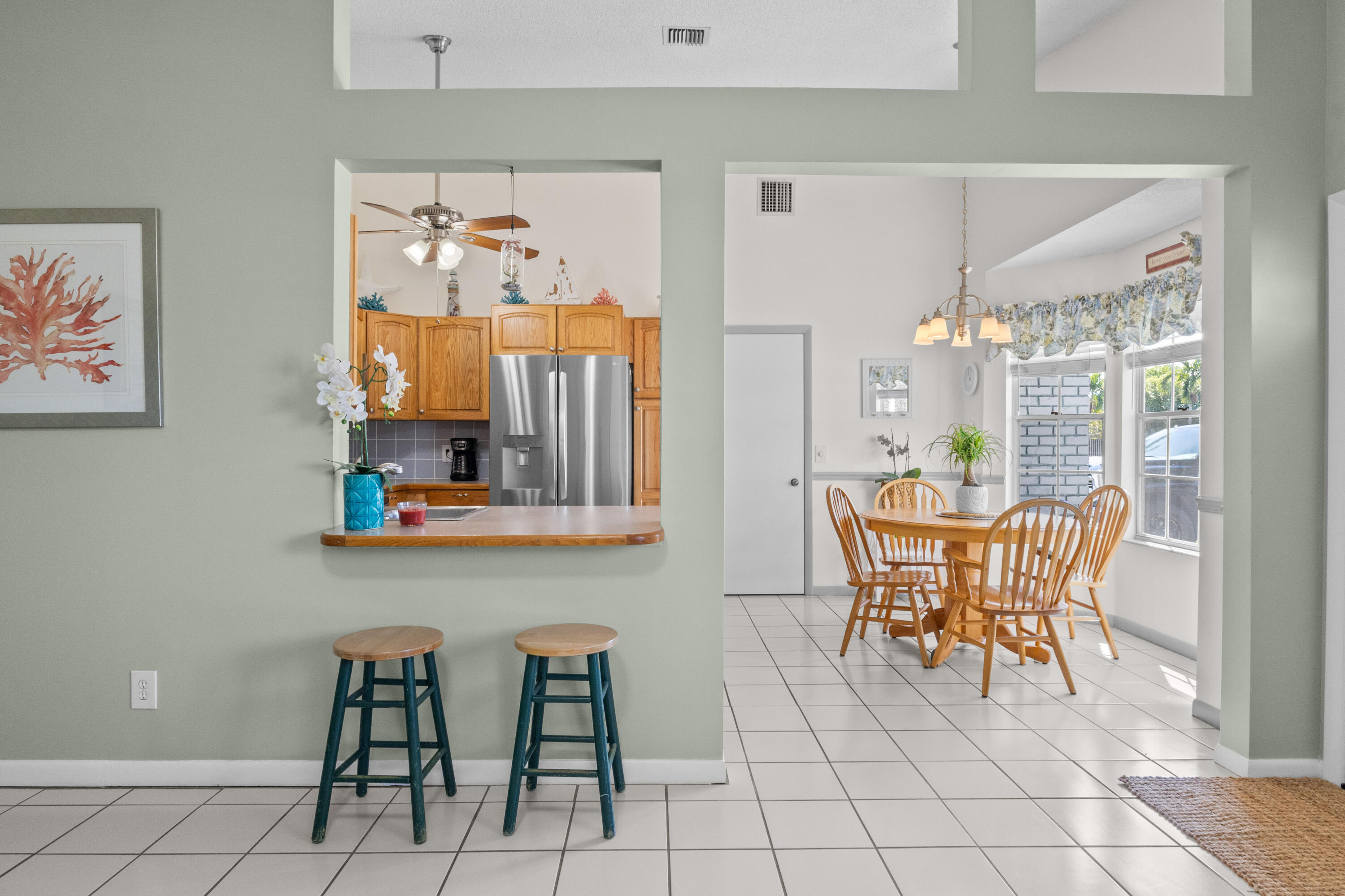 FAMILY HOMES - Residential