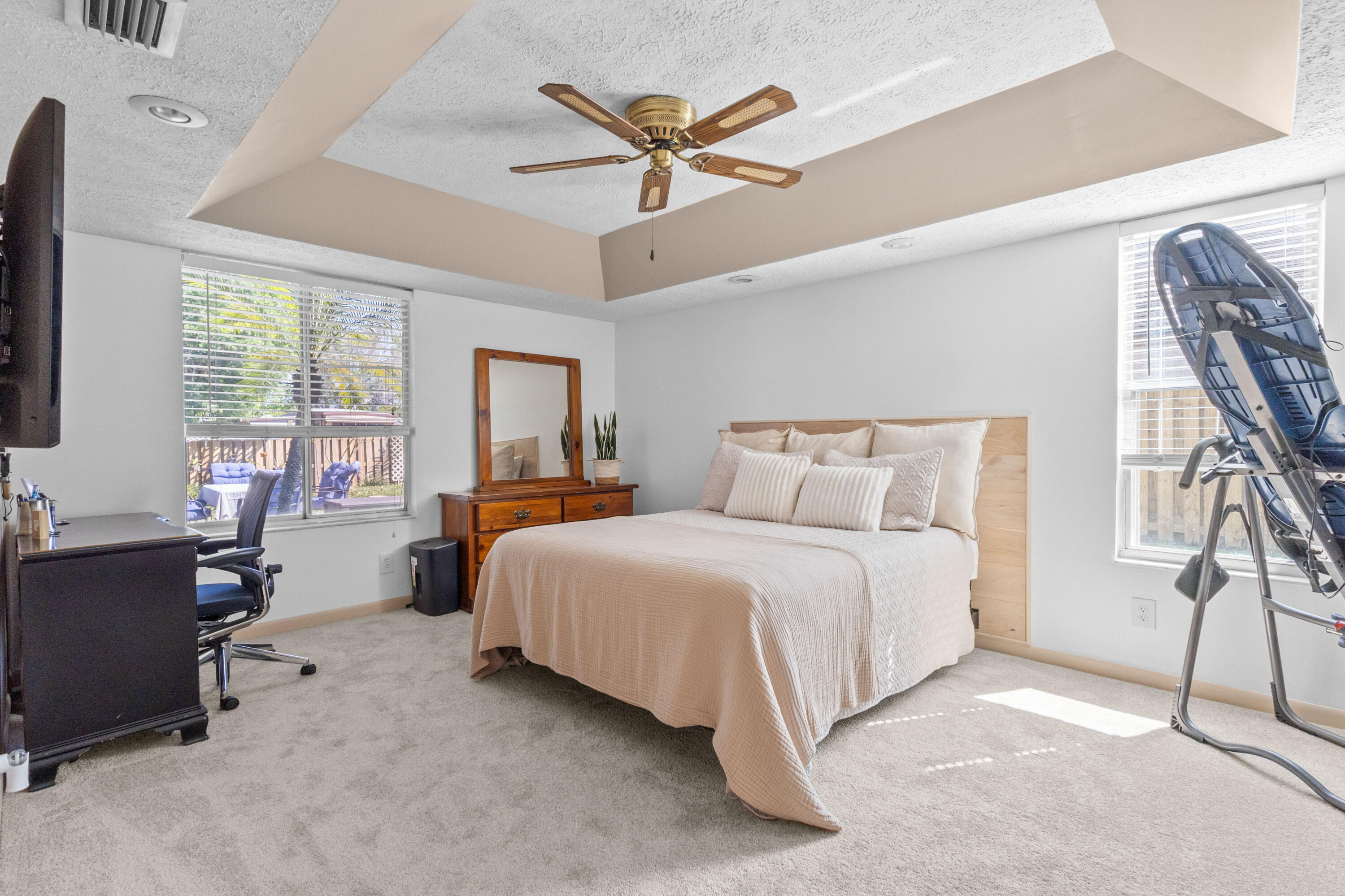 FAMILY HOMES - Residential