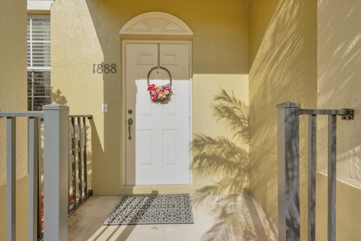 1888 SE High Springs Drive