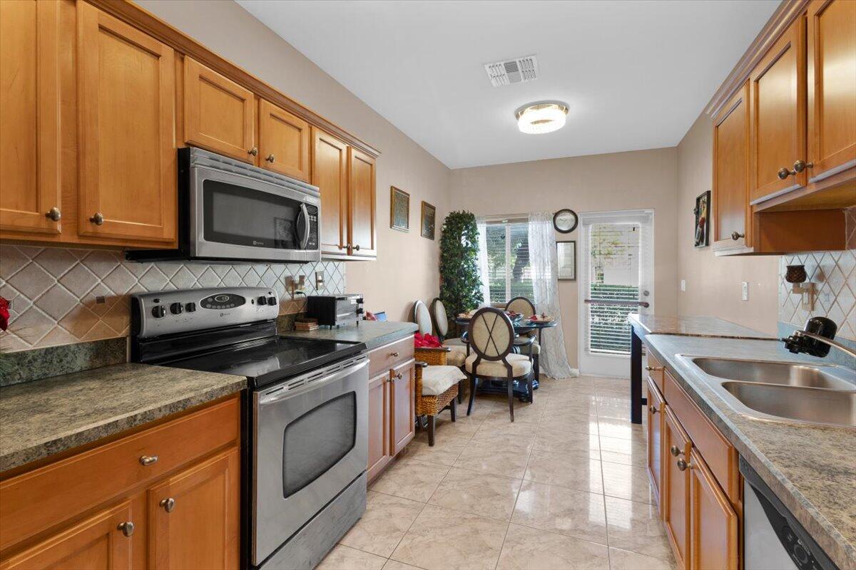 EAST LAKE VILLAGE NO 2 - Residential