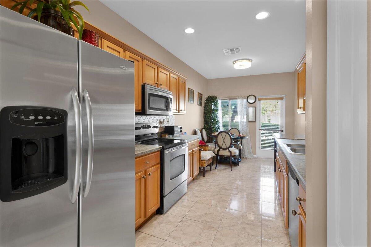 EAST LAKE VILLAGE NO 2 - Residential