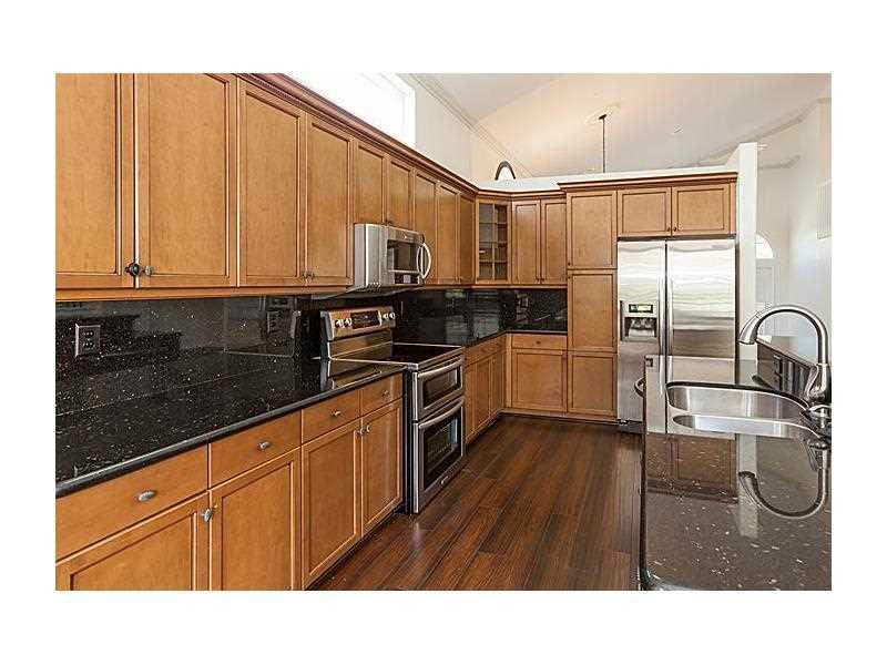 RIVIERA ISLES II - Residential