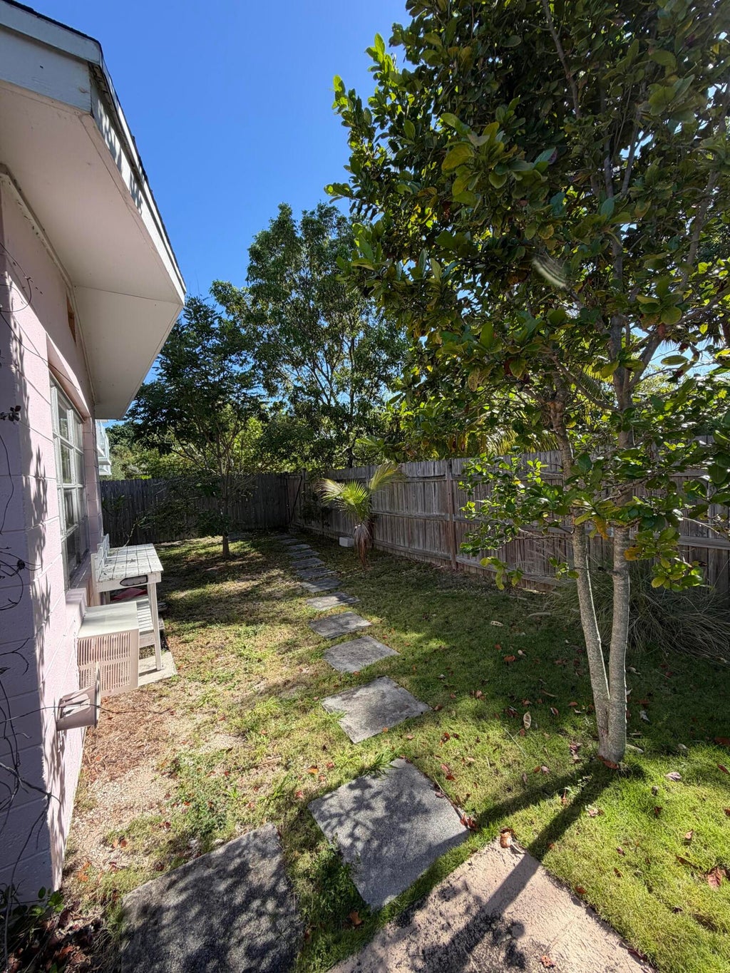 Photo of 5806 N FLAGLER Drive, West Palm Beach, FL 33407 (MLS # B26080195)