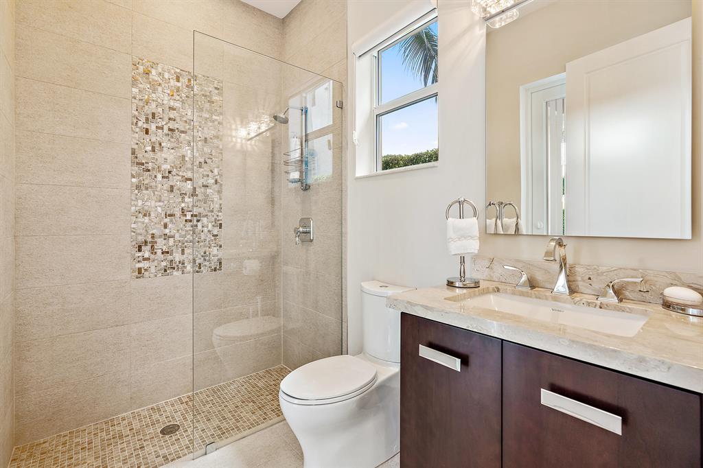 INTRACOASTAL PARK - Residential