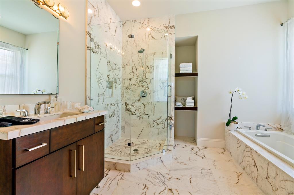 INTRACOASTAL PARK - Residential