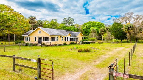 Featured picture for the property R10961441