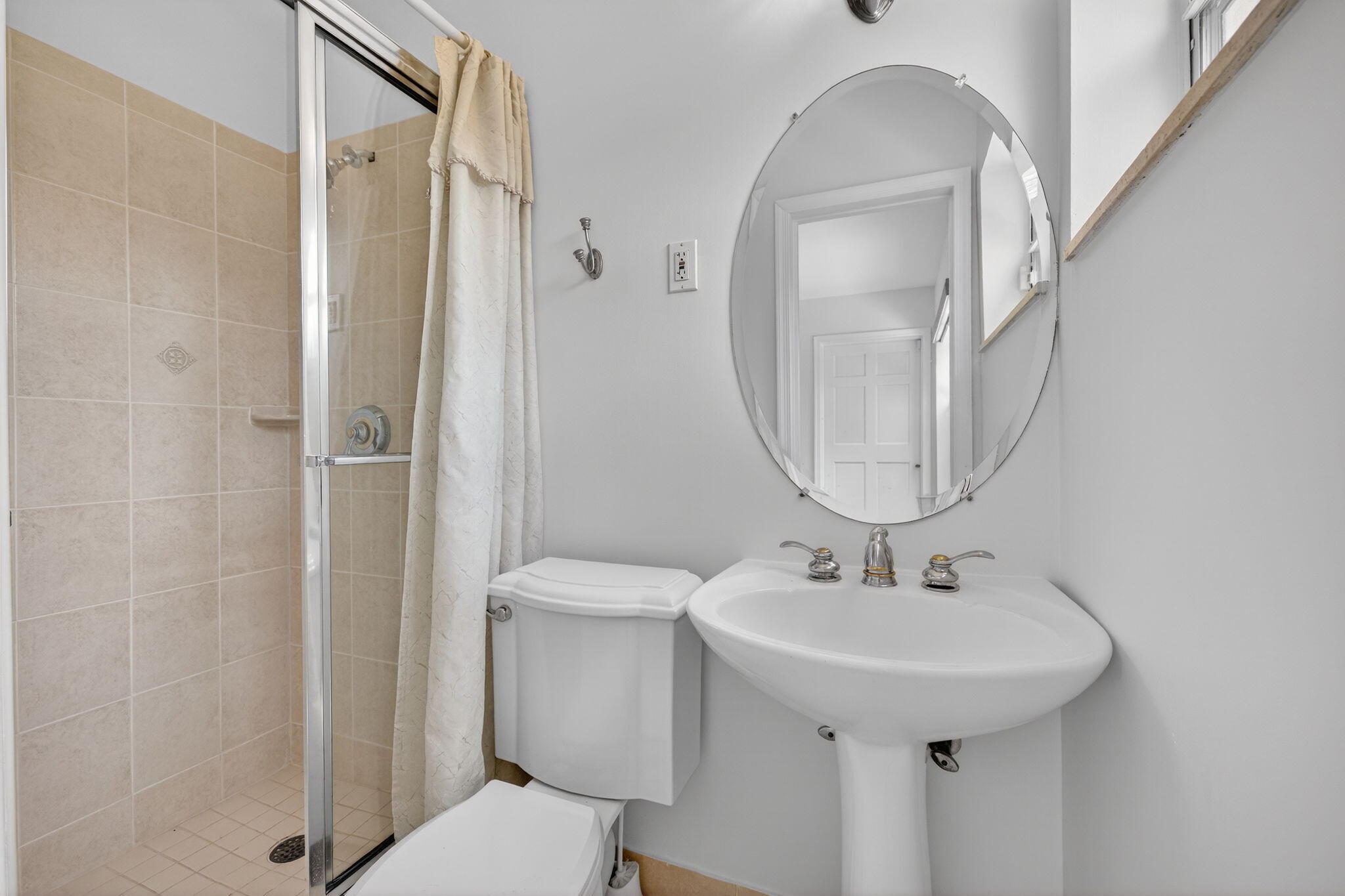 CORAL RIDGE NORTH - Residential Lease