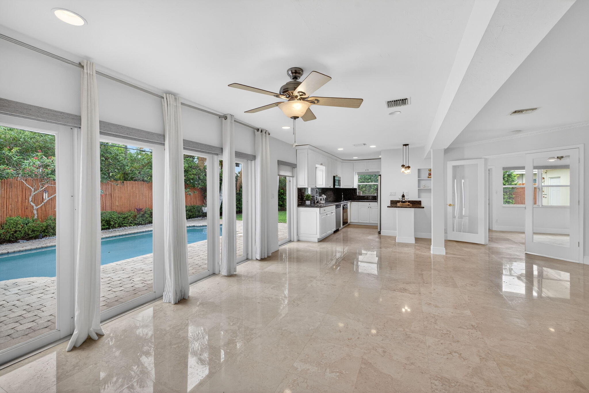 CORAL RIDGE NORTH - Residential Lease