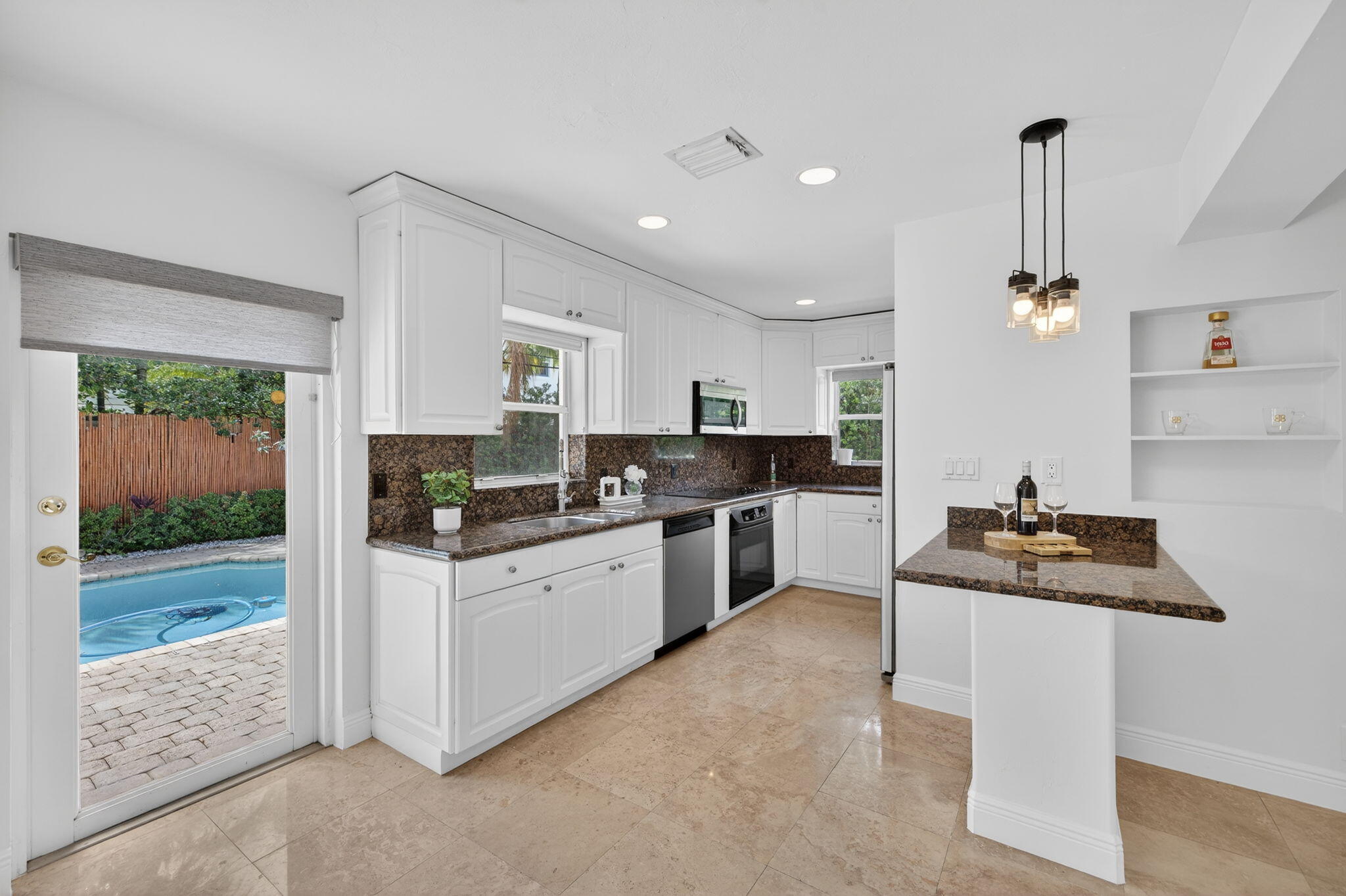 CORAL RIDGE NORTH - Residential Lease