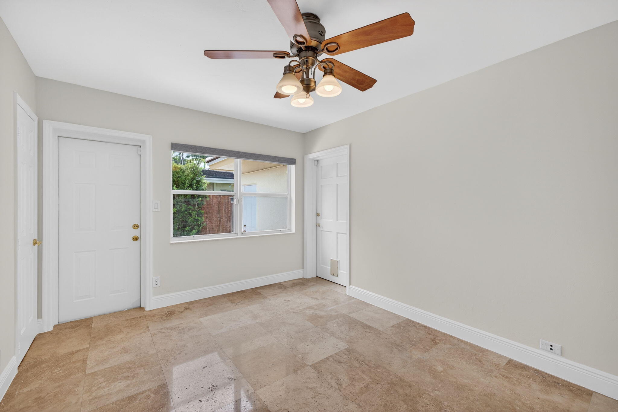 CORAL RIDGE NORTH - Residential Lease