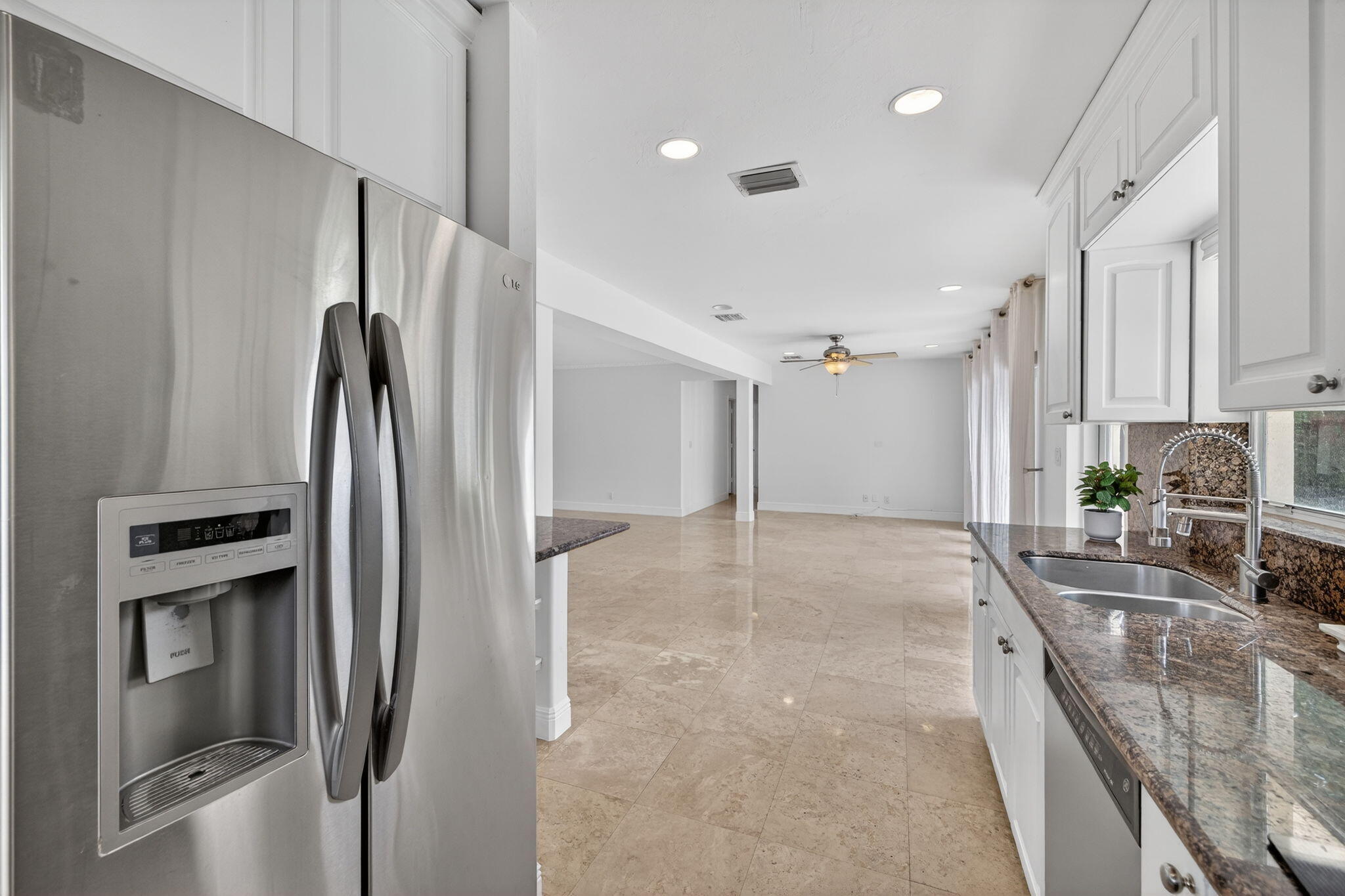 CORAL RIDGE NORTH - Residential Lease