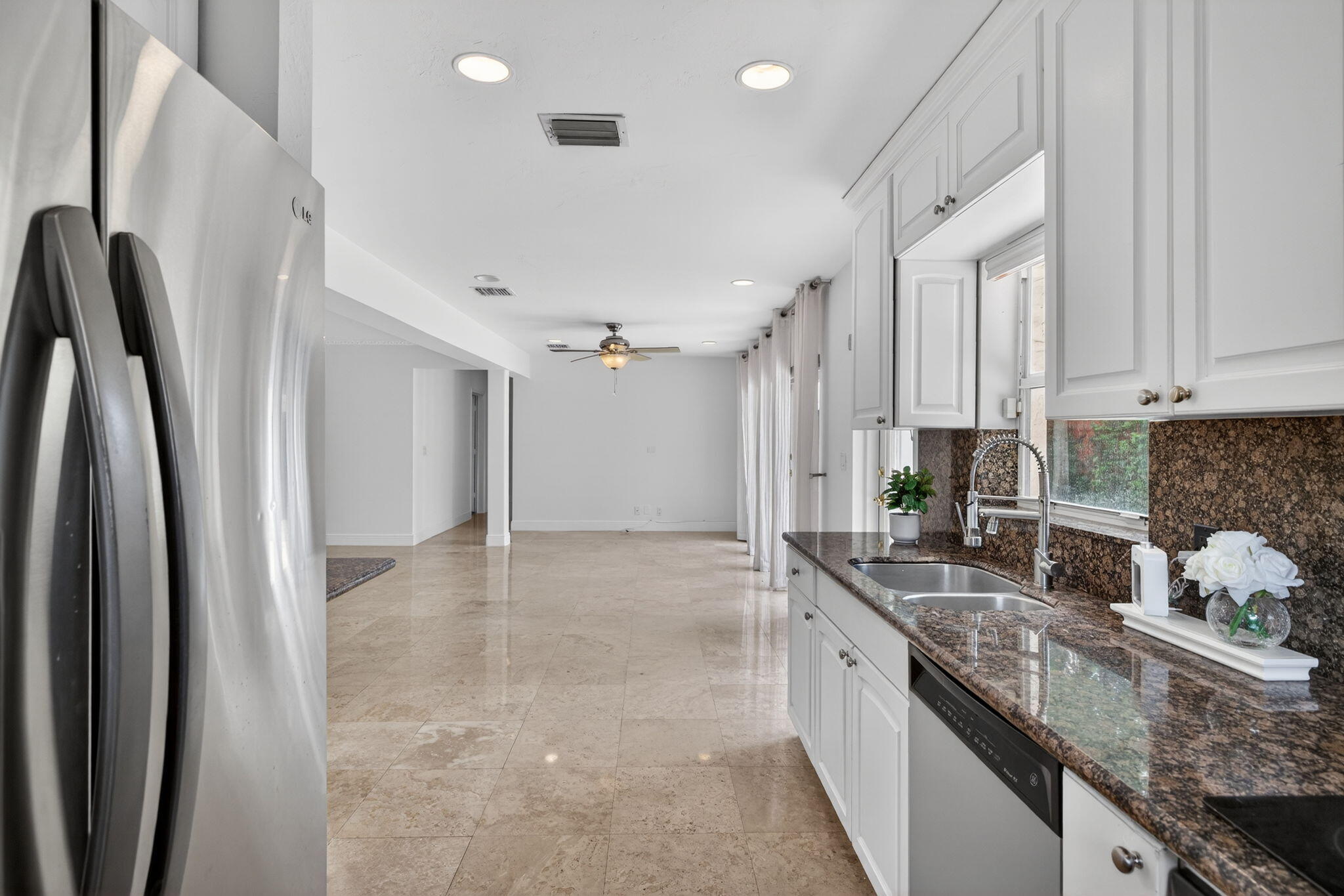 CORAL RIDGE NORTH - Residential Lease