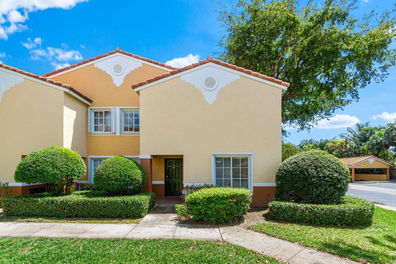 111 Yacht Club Way 101