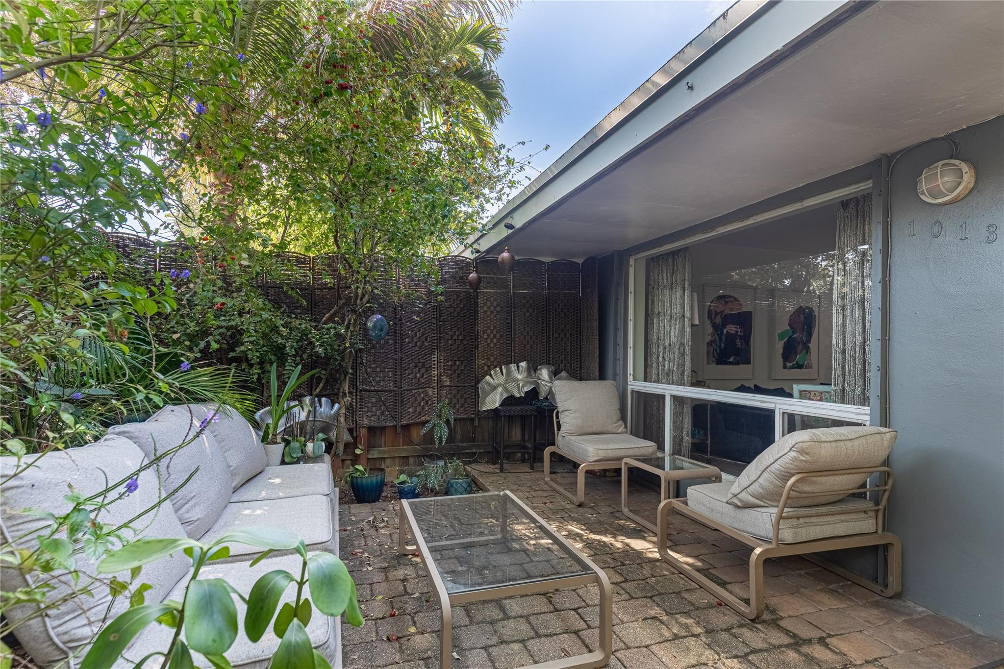 WILTON MANORS - Residential Income