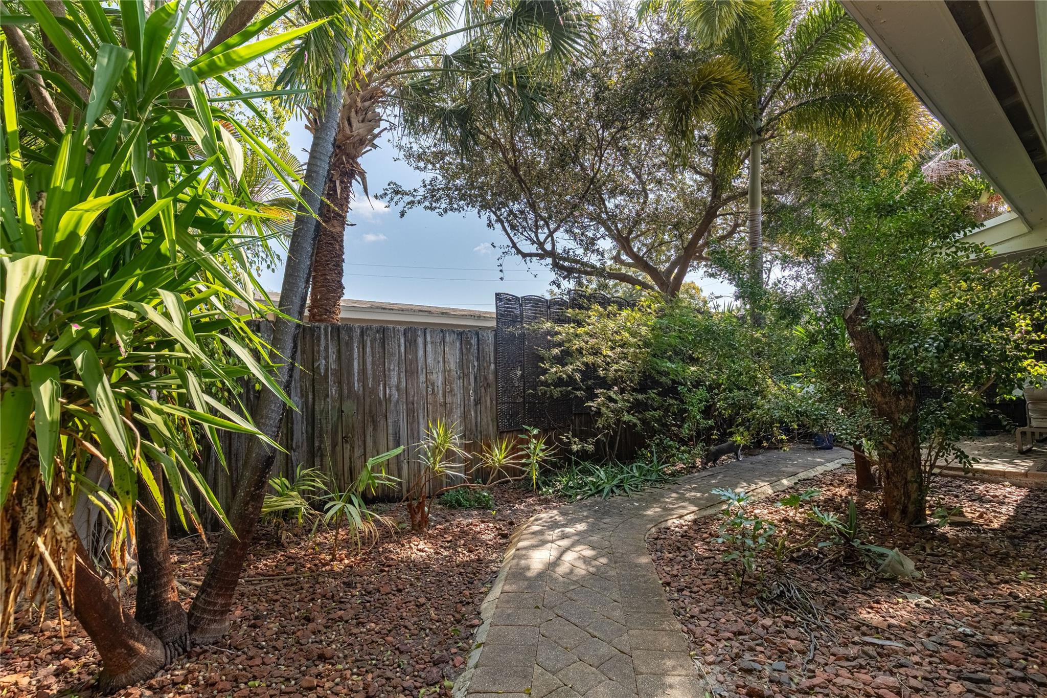 WILTON MANORS - Residential Income