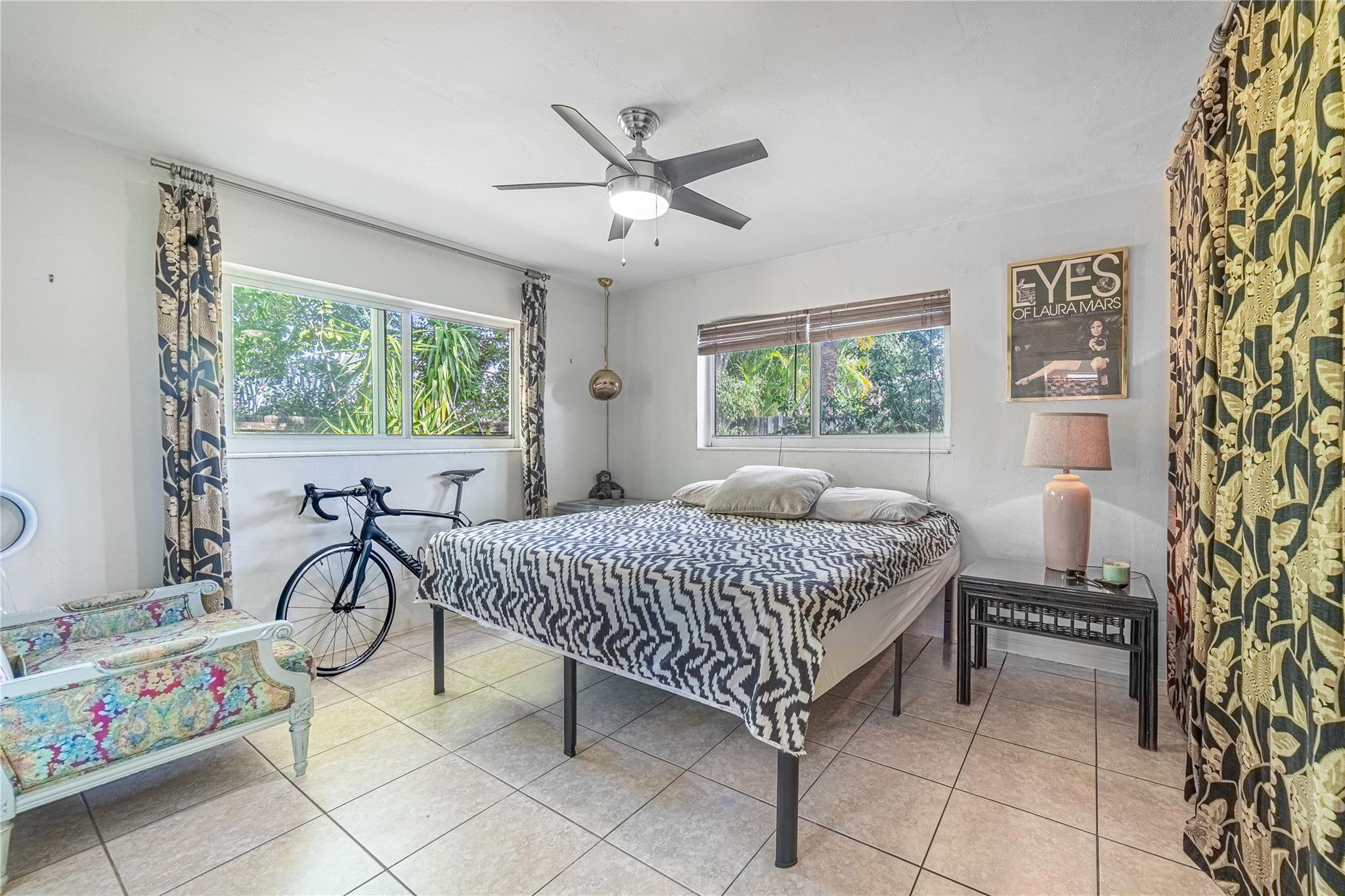 WILTON MANORS - Residential Income