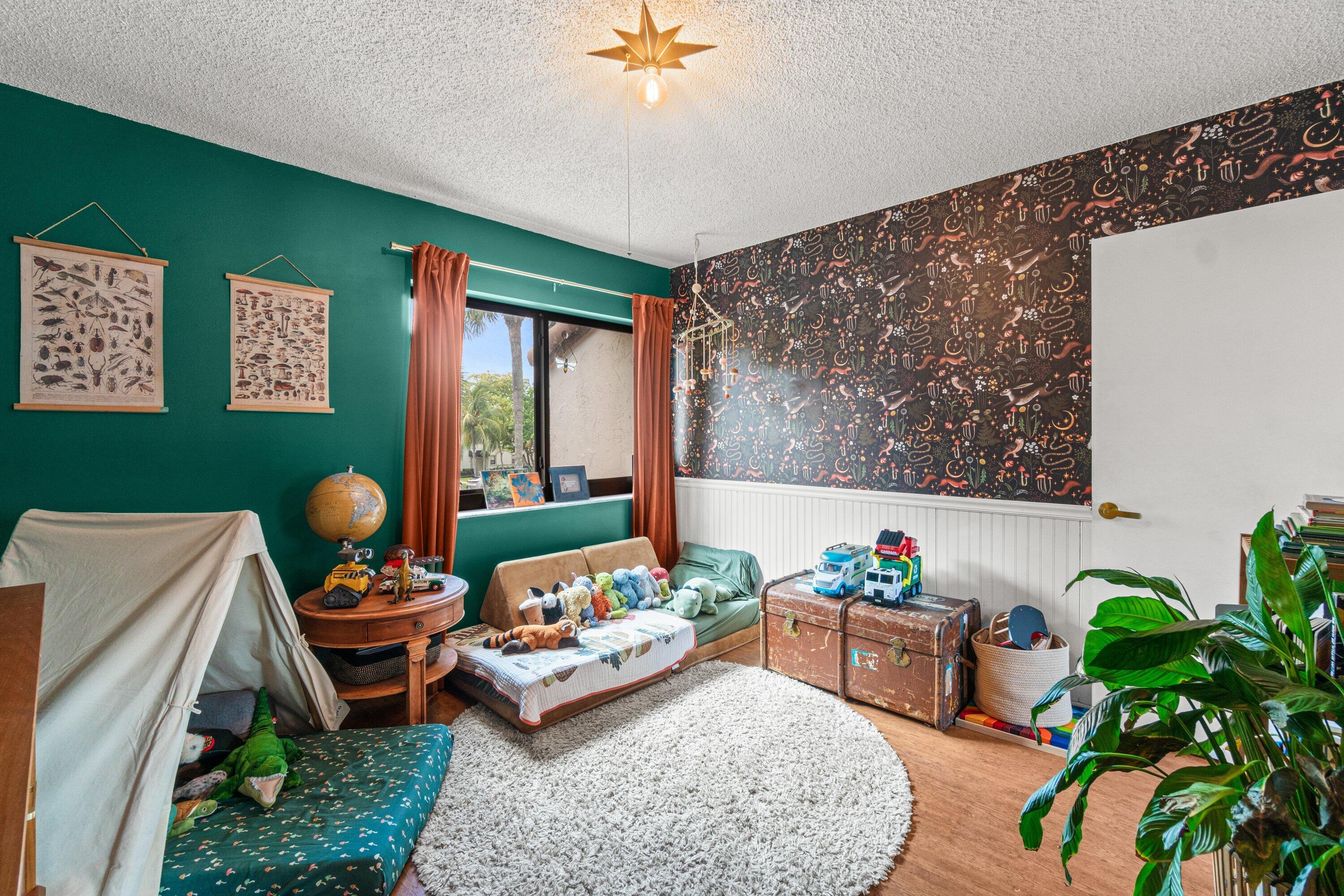 SUNFLOWER CONDO - Residential