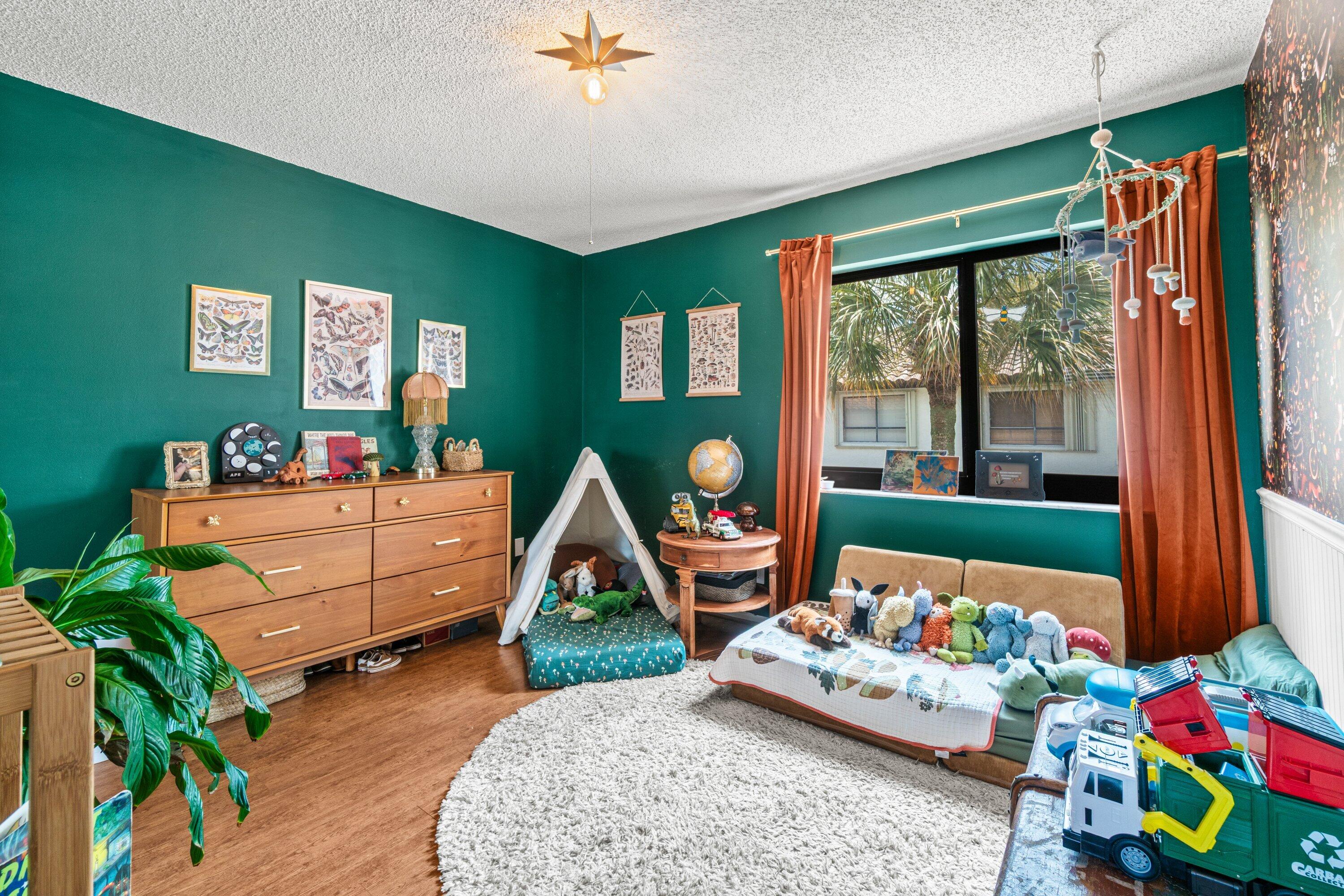 SUNFLOWER CONDO - Residential