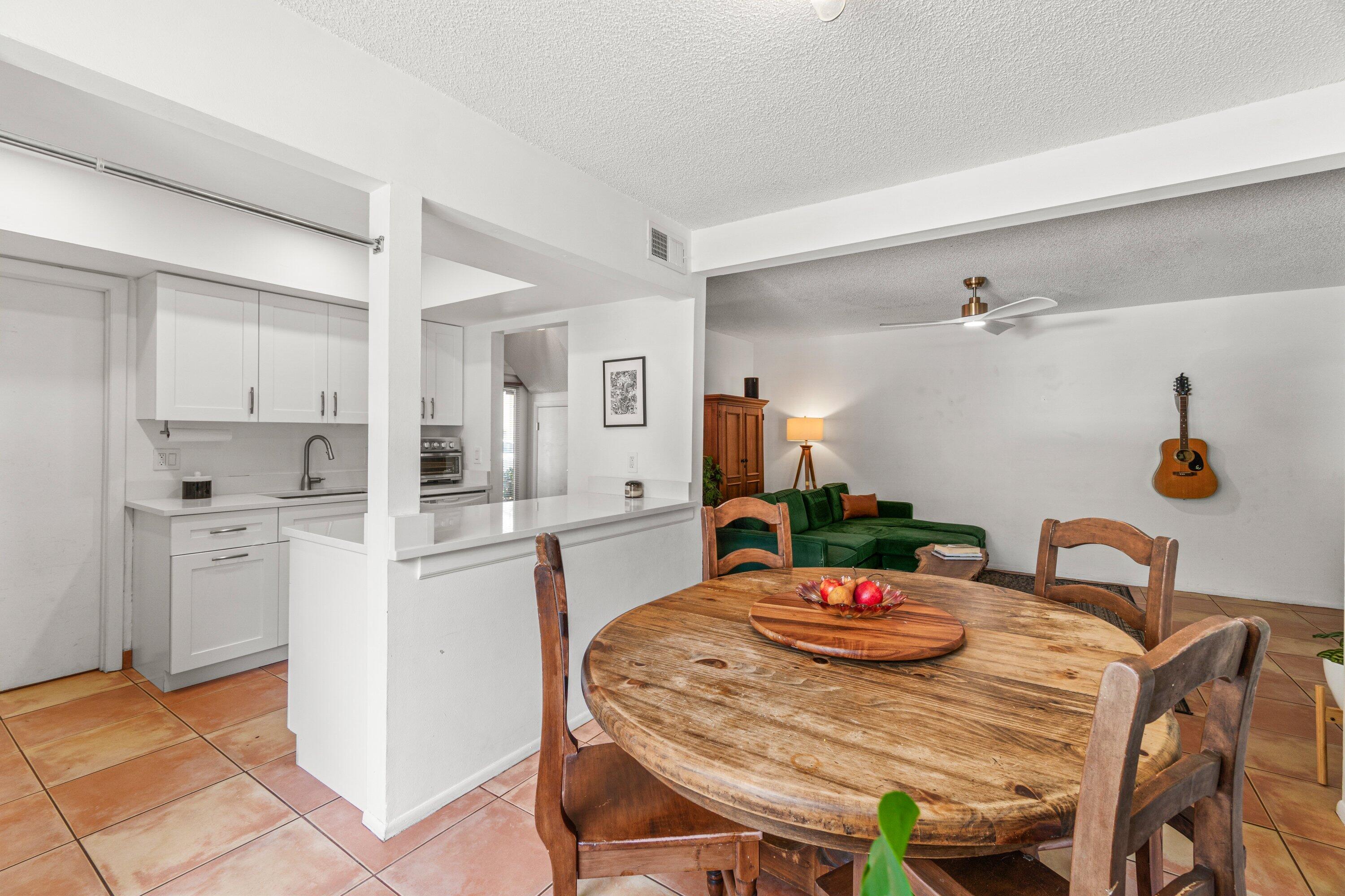 SUNFLOWER CONDO - Residential