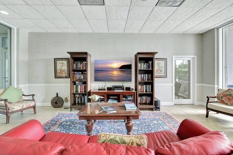 A home in Hutchinson Island