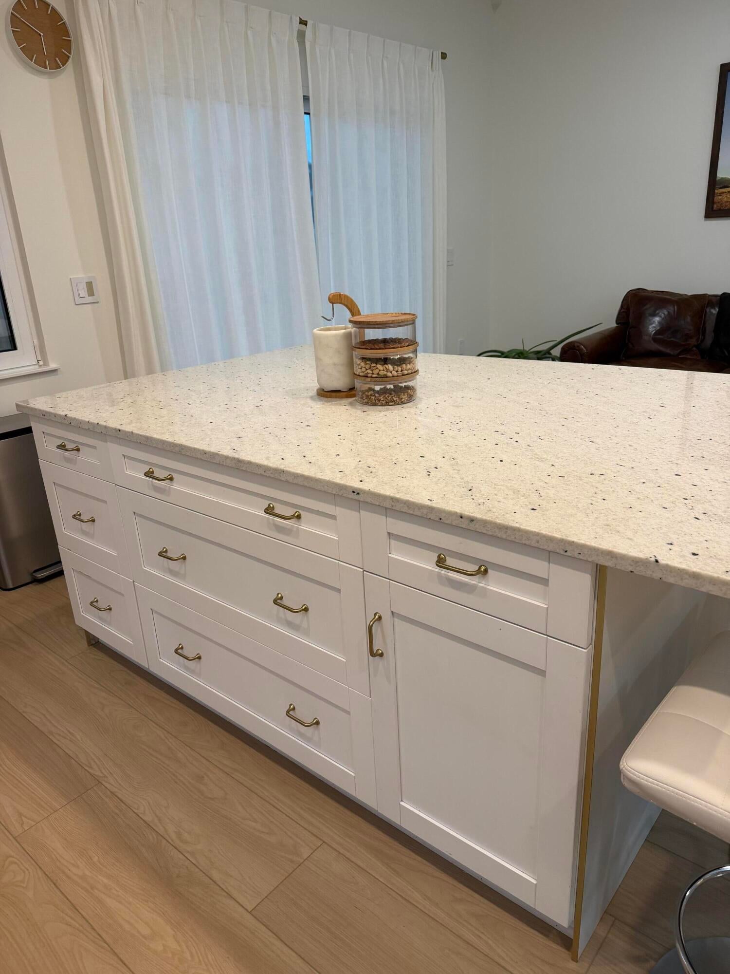 1210 Oakwater Drive, Royal Palm Beach, FL, 33411/$676,000 4 1210 Oakwater Drive
