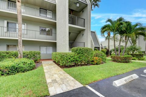 A home in Lake Worth