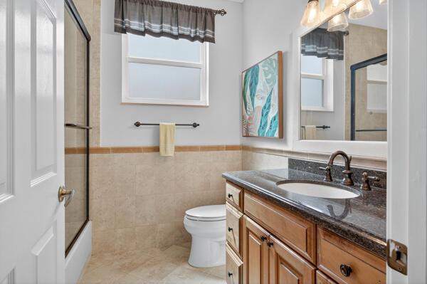 MAYFAIR AT PARKLAND - Residential Lease