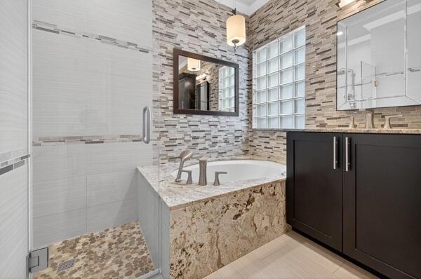 MAYFAIR AT PARKLAND - Residential Lease