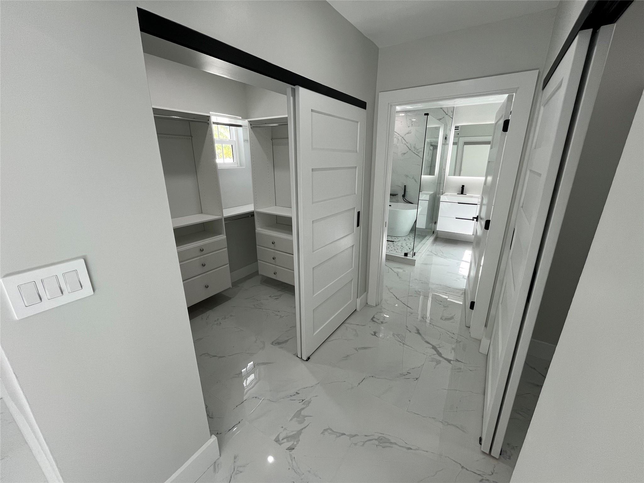 Broadmoor Sec 04 - Residential Lease