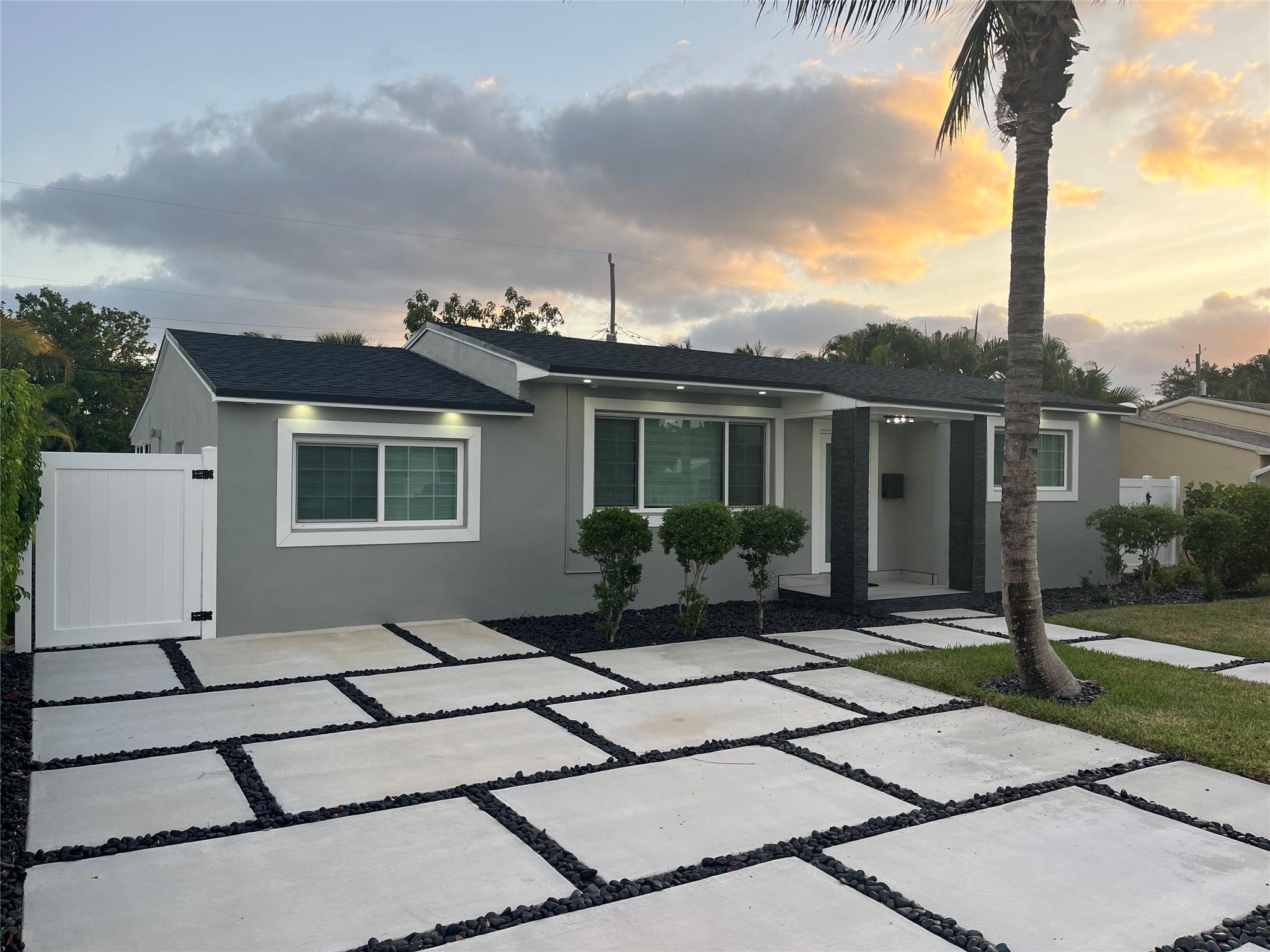 Broadmoor Sec 04 - Residential Lease