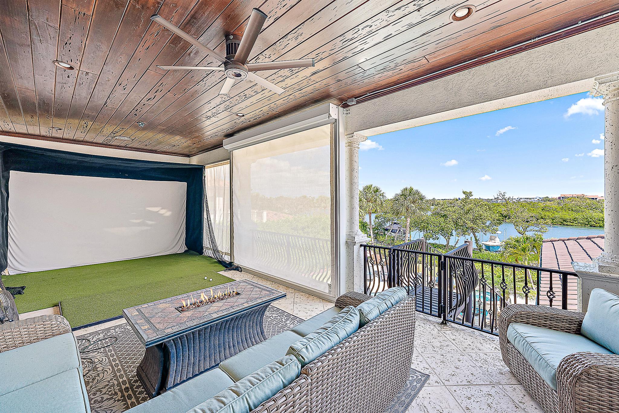 Sanctuary Bay - Residential