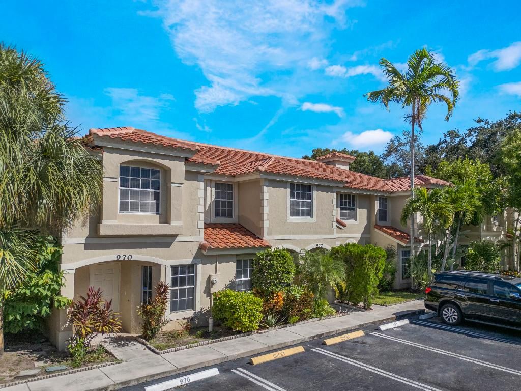 Photo of 970 Summit Lake Drive, West Palm Beach, FL 33406 (MLS # R11133069)