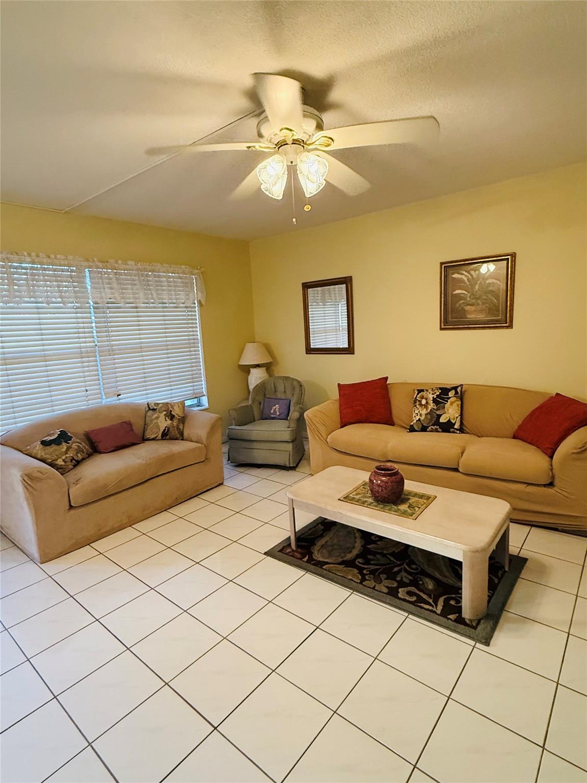 Lauderdale Oaks Condo - Residential