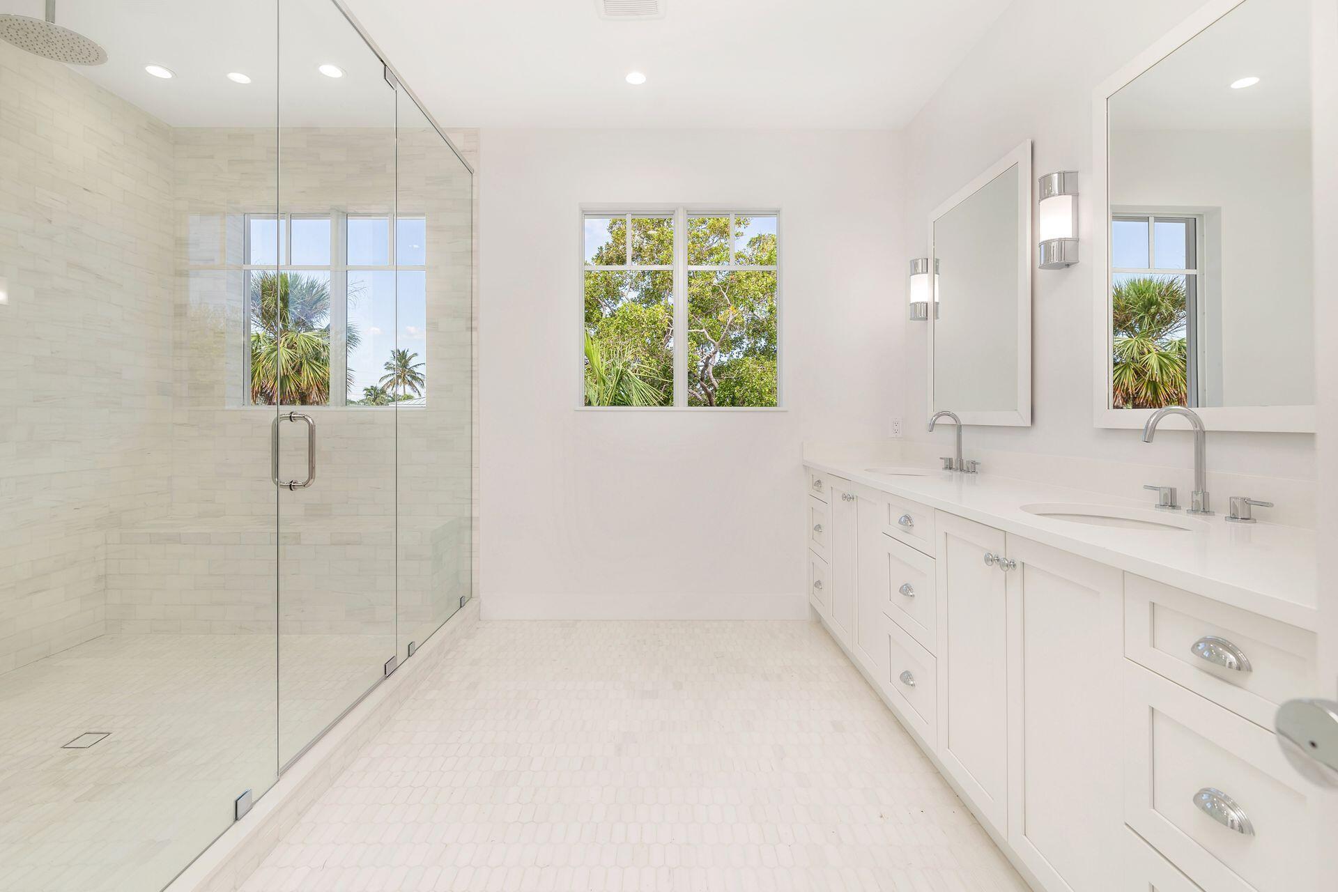 EDGEWATER - Residential