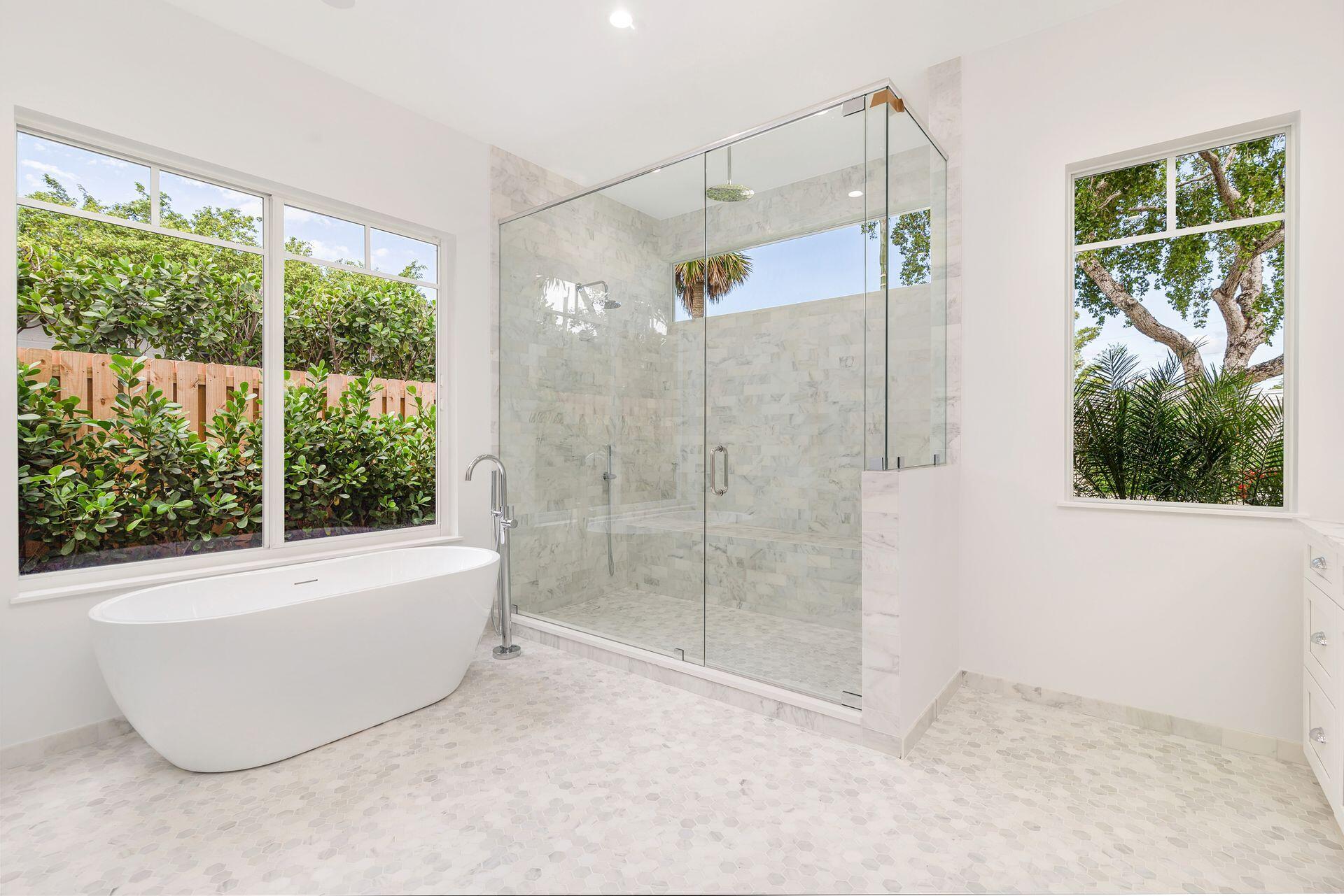 EDGEWATER - Residential