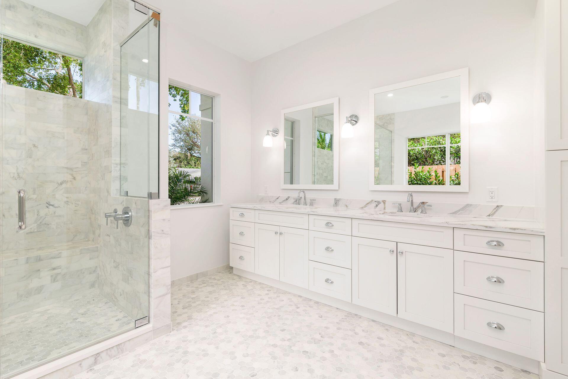 EDGEWATER - Residential